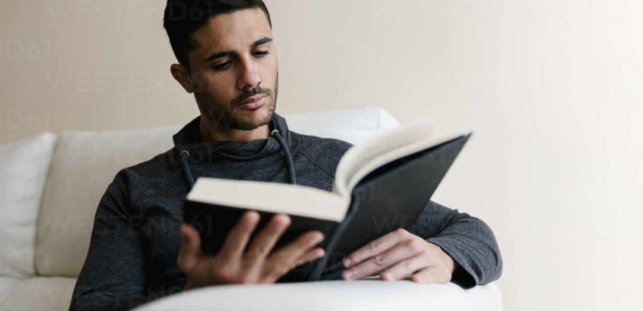 5 Easy Ways to Develop a Reading Habit